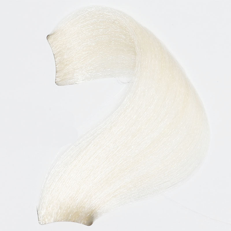Smooth white hair extension swatch for beauty styling