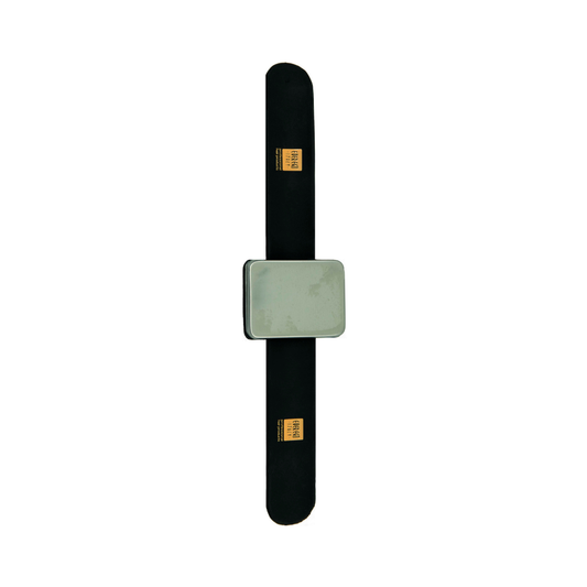 Black hair straightening comb with metal plate for salon styling